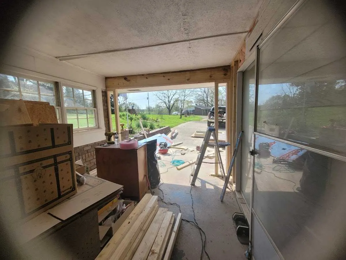 Air movers and dehumidifier for Water Mitigation Services in Gardner